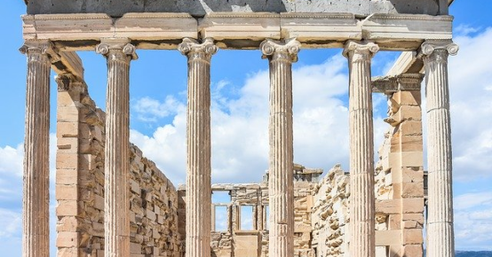 The Architecture of the Parthenon The Architecture of the Parthenon