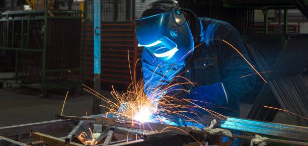 The Deadly Fog: Solving Welding Helmet Lens Condensation