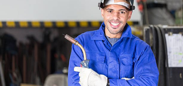 The Ultimate Guide to Choosing Your First Auto-Darkening Welding Helmet